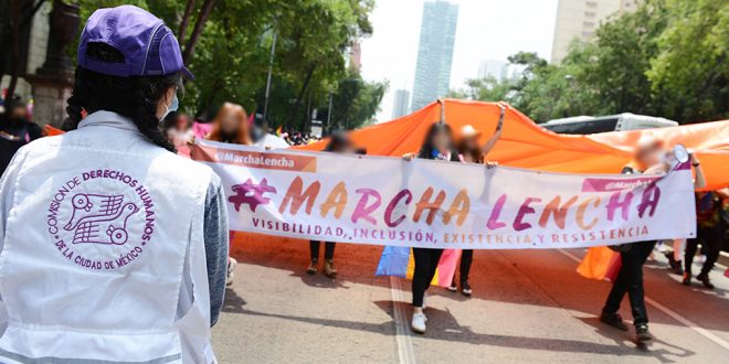 Galería: CDHCM acompaña segunda edición de la Marcha Lencha
